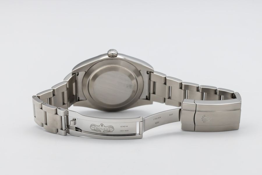 Rolex Oyster Perpetual 114300